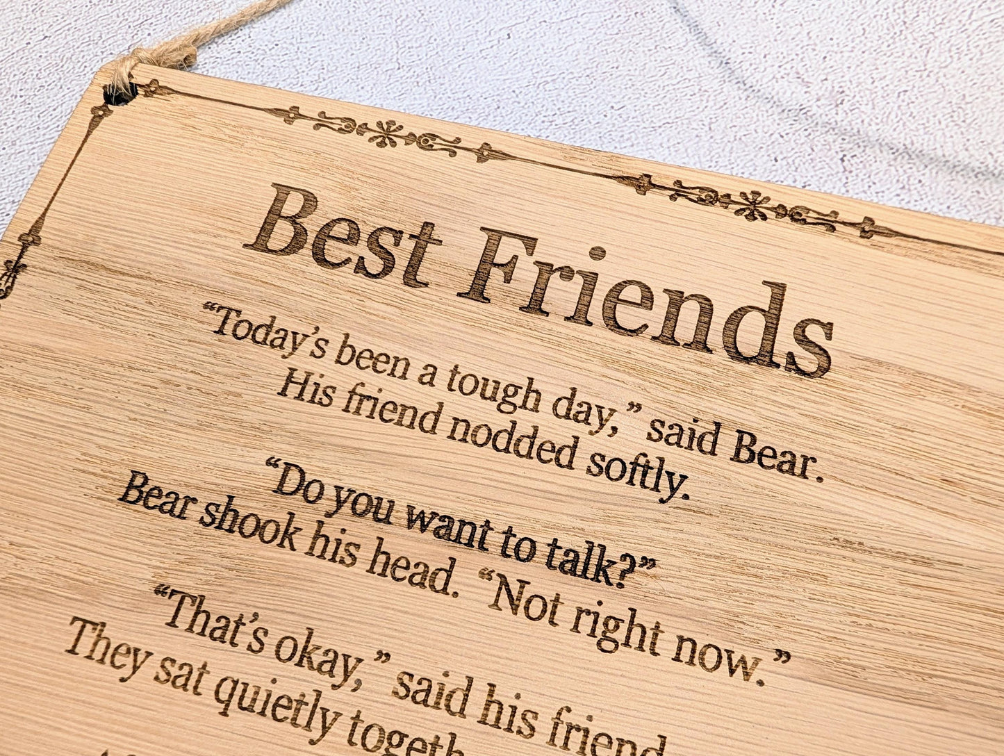 Best Friends Wooden Quote Plaque – Comforting Friendship Sign, Handmade Oak Veneer Gift, Rustic Eco-Friendly