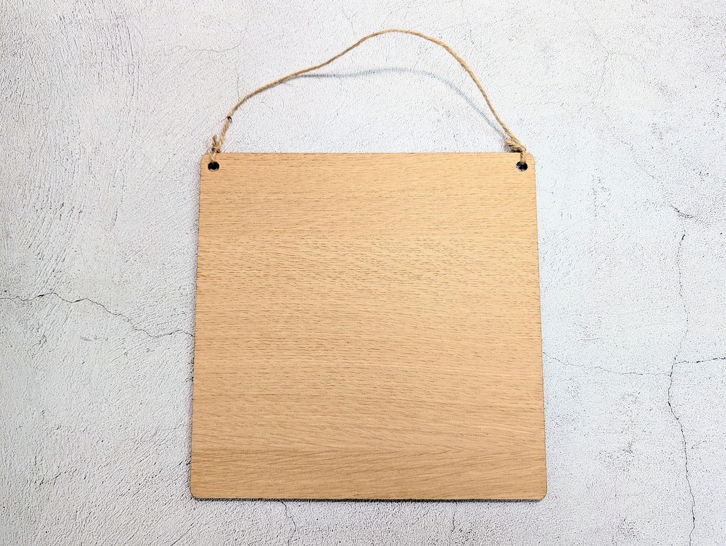 Best Friends Wooden Quote Plaque – Comforting Friendship Sign, Handmade Oak Veneer Gift, Rustic Eco-Friendly