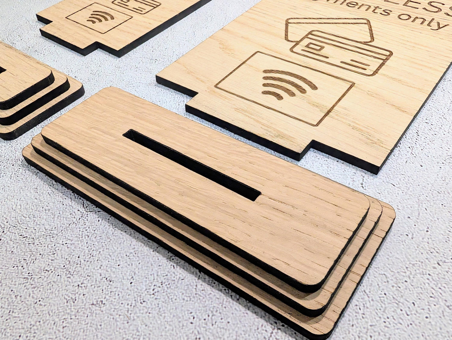 Cashless Payments Sign | Modern Framed Design | Oak | 2 Sizes