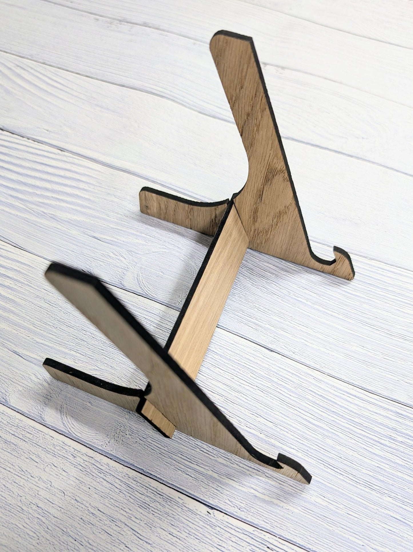 Keep Dog's Paws on Floor Sign – Oak Veneer Dog - Friendly Plaque – Please Keep Dog’s Paws on Floor – Optional Stand - CherryGroveCraft