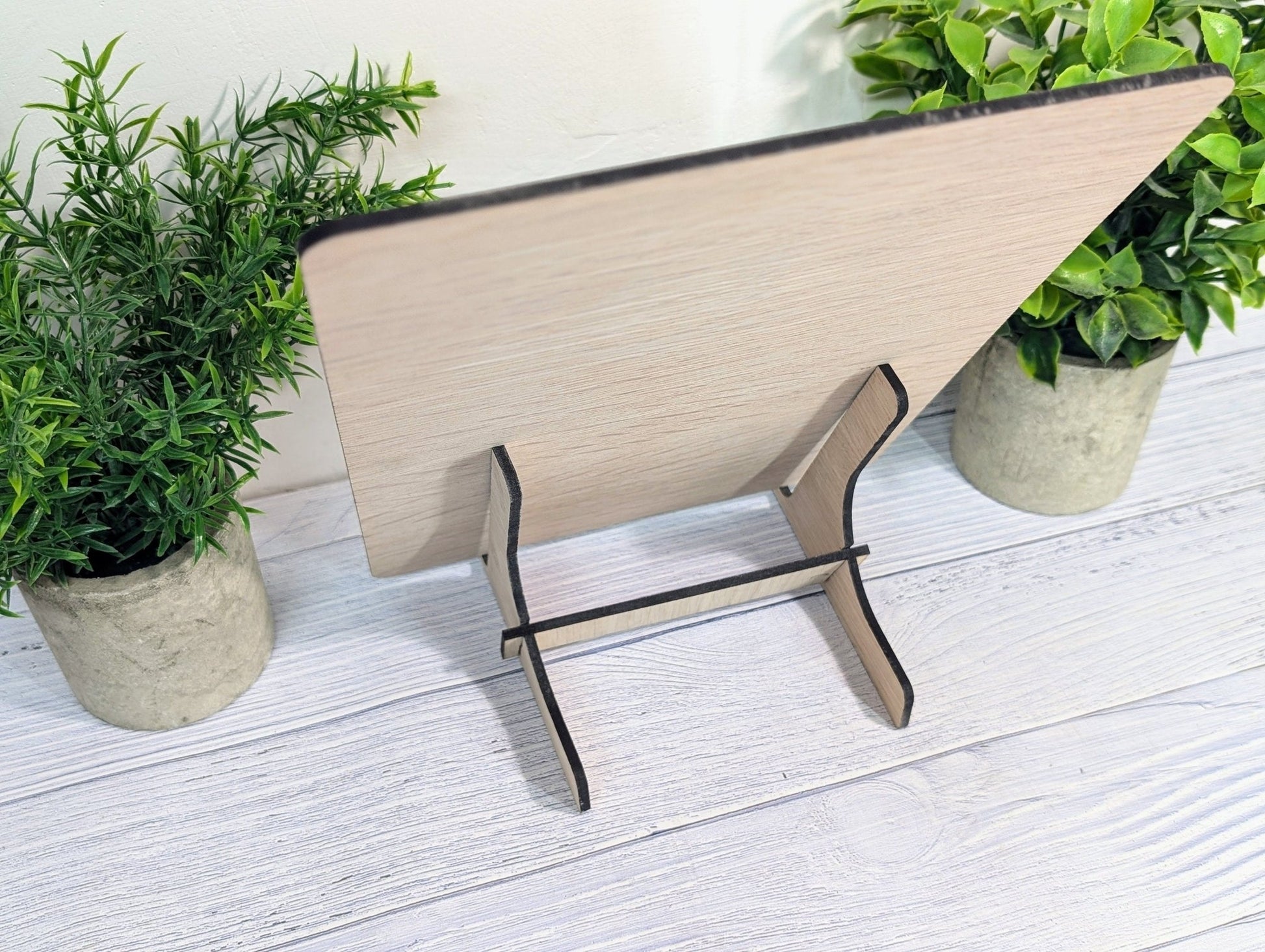 No Mobile Phones Sign – Wooden Oak Veneer Plaque – Freestanding No Phones Sign for Shops & Cafés – Optional Counter Stand - CherryGroveCraft