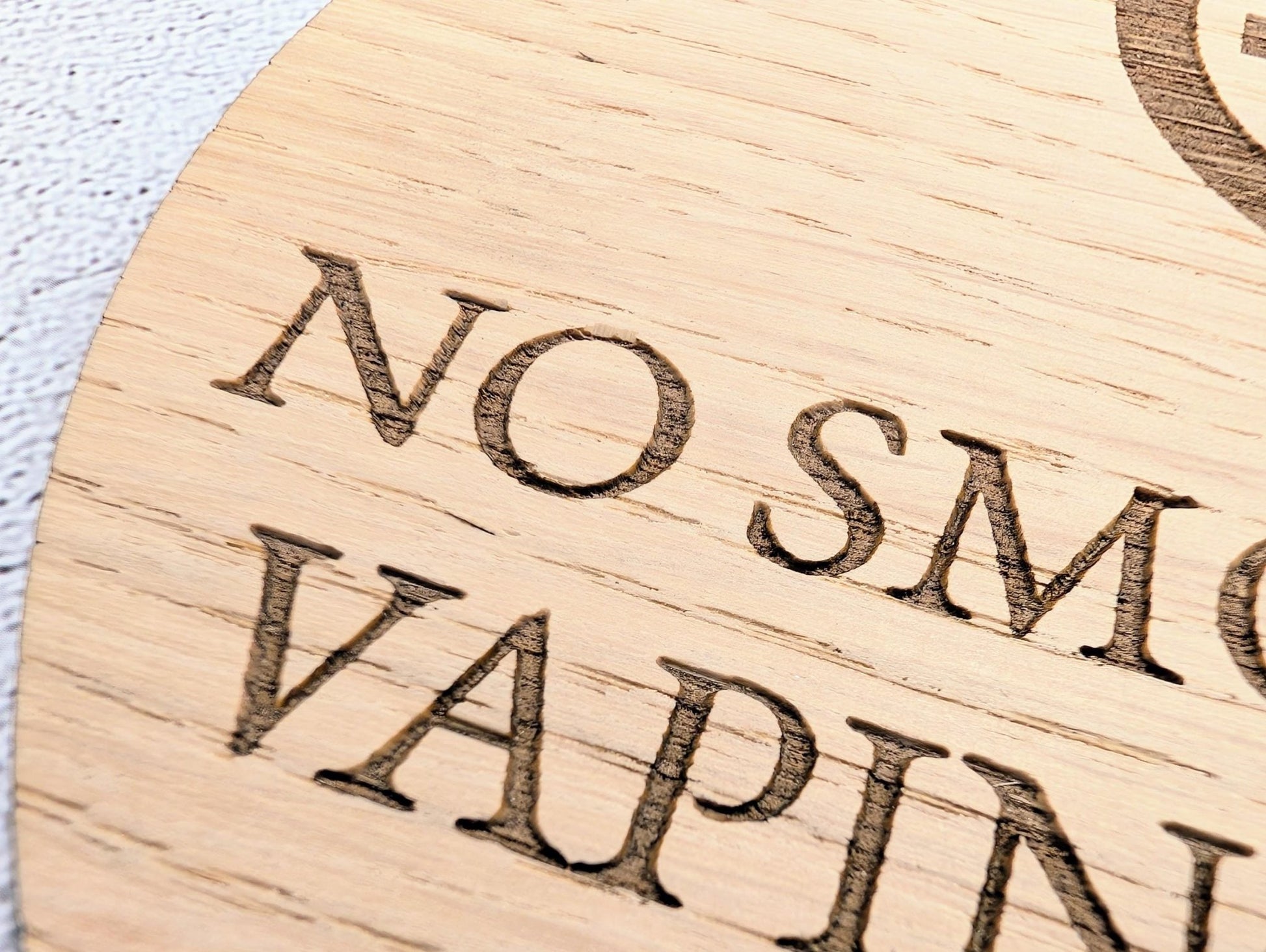 No Smoking or Vaping Sign – Circular Oak Veneered Door or Wall Sign for Business Use, Indoor Only, Plastic - Free Packaging - CherryGroveCraft