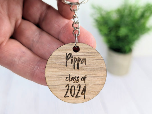 Personalised "Class of" Student Keyrings, Oak School Key Chains, Students Gifts | Gifts from Teacher, End of Term, End-of-Year, Custom Names - CherryGroveCraft