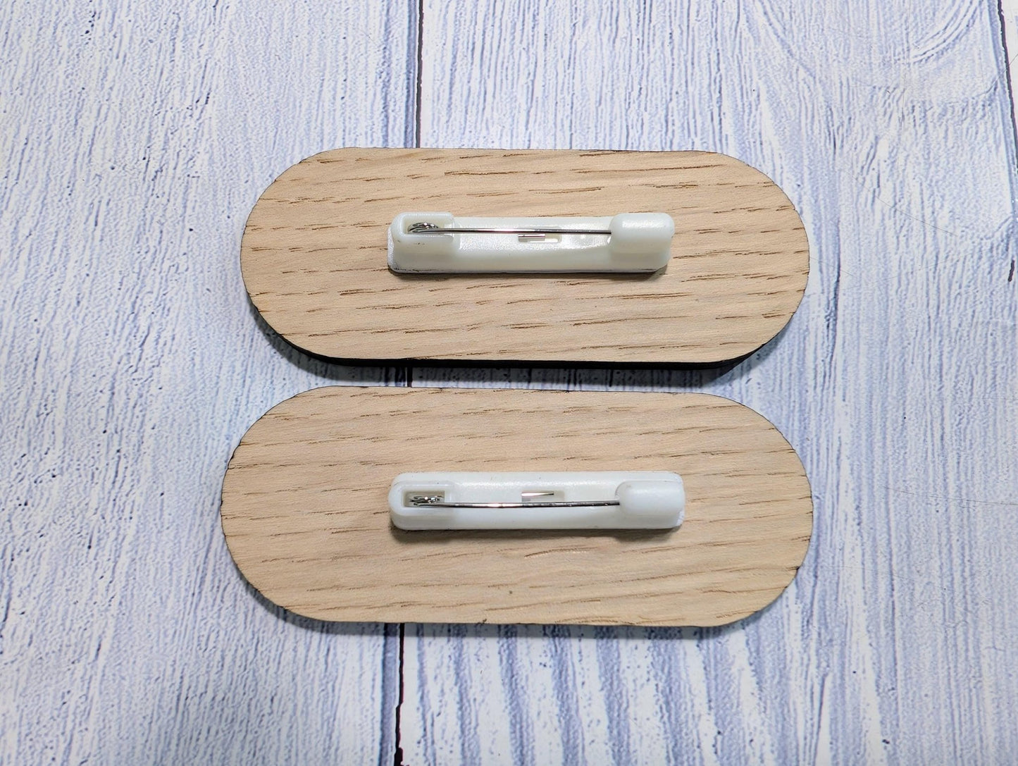Personalised Wooden Name Badge 75x30mm – Lozenge Shape Oak Veneer with Magnet or Pin – Eco - Friendly Custom Work ID Tag - CherryGroveCraft