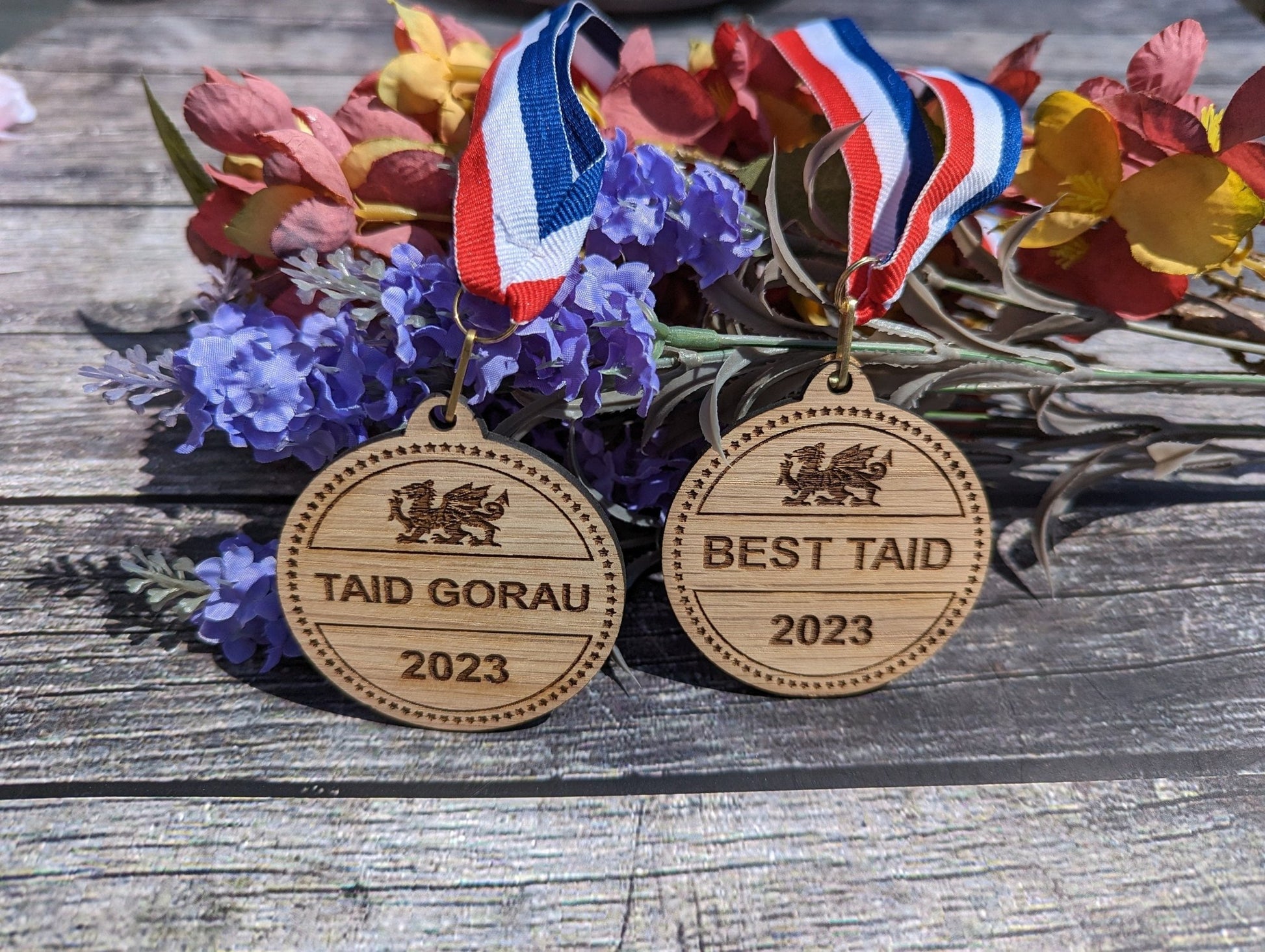 Best Taid & Taid Gorau Medals with Welsh Dragon - Meaningful Gifts, Birthday Gift, Father's Day Gift, Gift for Grandad - CherryGroveCraft