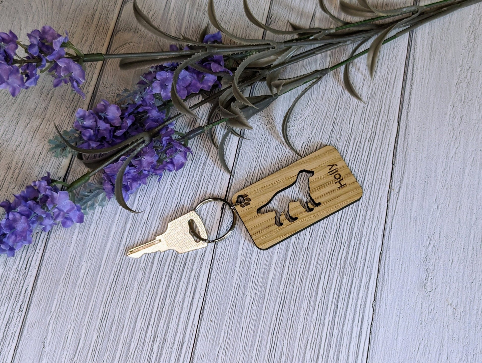 Personalised Flat Coated Retriever Wooden Keyring | Oak Dog Keychain | Gift For Flat Coated Retriever Parent | Doggy Key Tag Gift - CherryGroveCraft