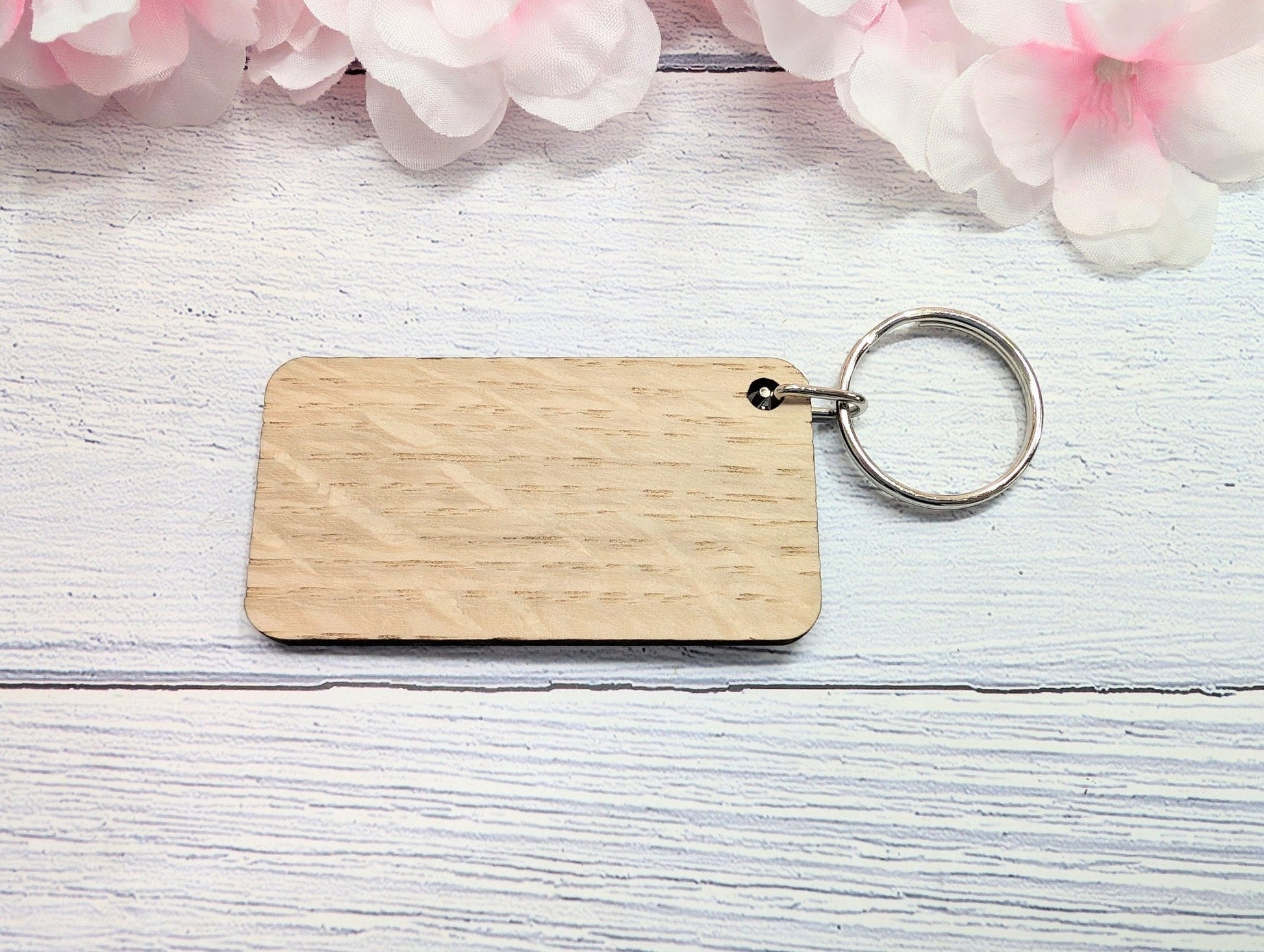Touch Wood Oak Veneer Keyring - 65x35mm, Superstition Gift | Crafted in Wales, Unique Keepsake, Perfect for Superstitious Folk, Eco-Friendly - CherryGroveCraft